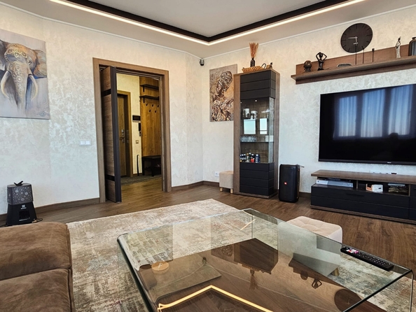 
  Продается 2-комн. квартира, 100 м², Береговая ул, д. 6
. Фото 5.