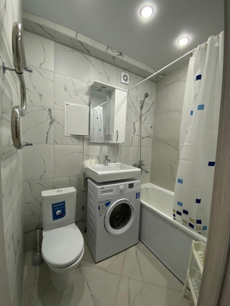 
  Продается 1-комн. квартира, 30.6 м², Коммунистический пр-кт, д. 38
. Фото 2.