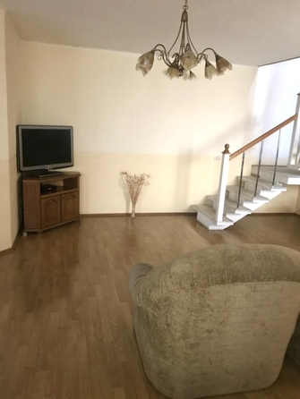 
  Продается 3-комн. квартира, 93 м², Стачки пр-кт, д. 208
. Фото 5.