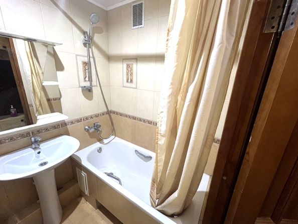 
  Продается 3-комн. квартира, 60.4 м², Зорге ул, д. 66
. Фото 12.