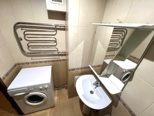 
  Продается 3-комн. квартира, 60.4 м², Зорге ул, д. 66
. Фото 13.