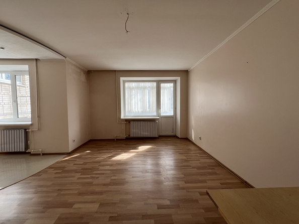
  Продается 4-комн. квартира, 83 м², 40-летия Победы пр-кт, д. 37
. Фото 2.