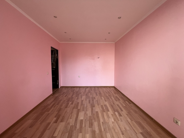 
  Продается 4-комн. квартира, 83 м², 40-летия Победы пр-кт, д. 37
. Фото 6.