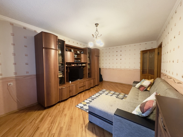 
  Продается 2-комн. квартира, 56 м², 40-летия Победы пр-кт, д. 87
. Фото 9.