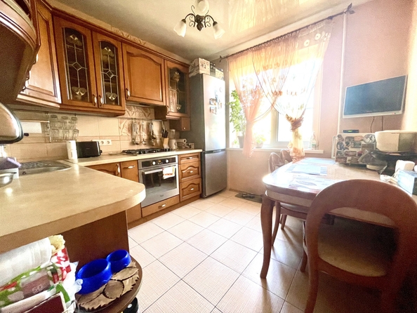 
  Продается 3-комн. квартира, 64 м², Заводская ул, д. 20
. Фото 1.