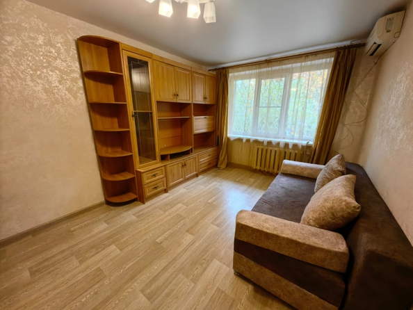 
  Продается 2-комн. квартира, 50 м², 40-летия Победы пр-кт, д. 73
. Фото 2.
