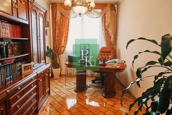 
  Продается 4-комн. квартира 156.8 м². Фото 21.