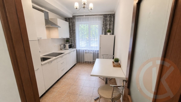 
  Продается 3-комн. квартира 62 м². Фото 1.