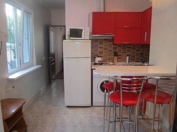 
  Продается 3-комн. квартира 65 м². Фото 1.