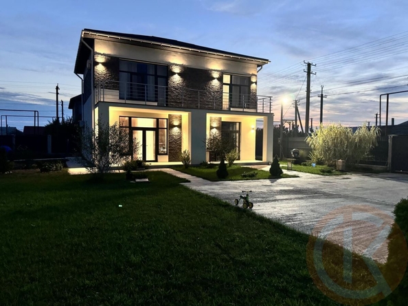 
  Продается дом 243 м². Фото 1.