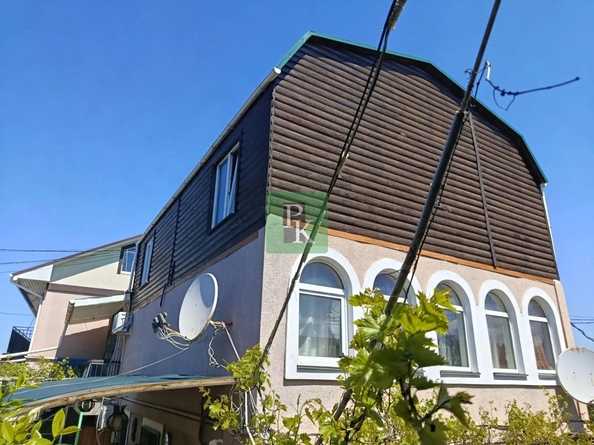 
  Продается дом 200 м². Фото 1.