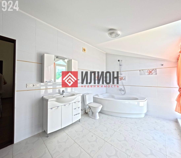 
  Продается 4-комн. квартира 218.5 м². Фото 8.