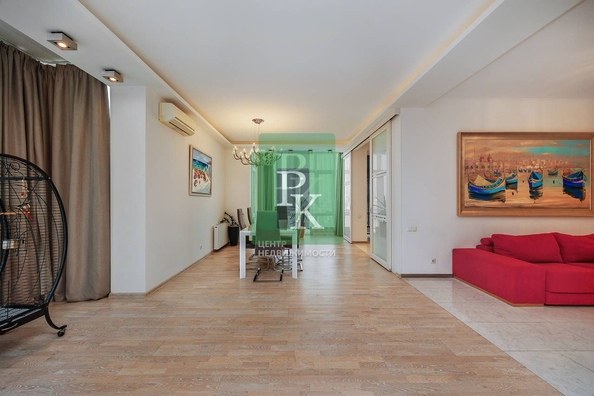 
  Продается 3-комн. квартира 191.3 м². Фото 7.