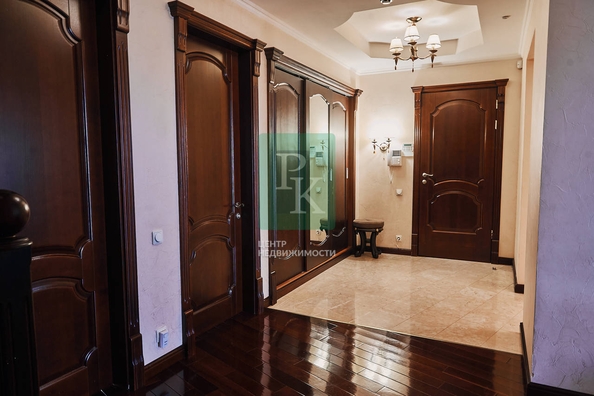 
  Продается 4-комн. квартира 233 м². Фото 16.