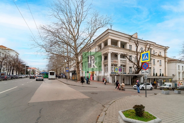 
  Продается 4-комн. квартира 130 м². Фото 40.
