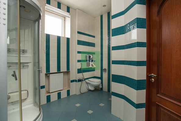 
  Продается 4-комн. квартира 216.9 м². Фото 6.