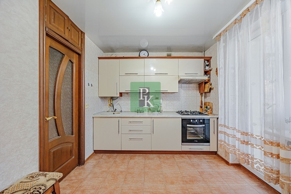 
  Продается 3-комн. квартира 65 м². Фото 1.