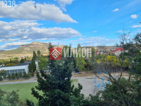 
  Продается 3-комн. квартира 48.9 м². Фото 1.