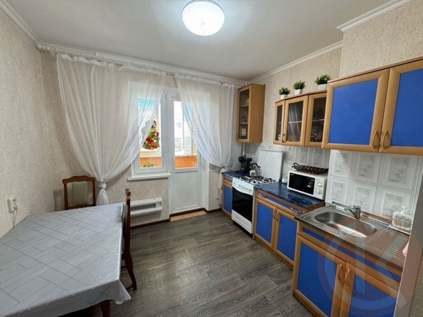 
  Продается 4-комн. квартира 86 м². Фото 1.