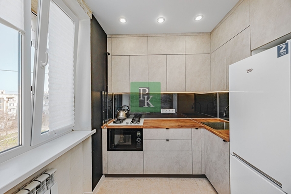 
  Продается 3-комн. квартира 61.8 м². Фото 1.