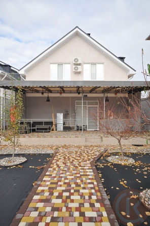 
  Продается дом 200 м². Фото 1.