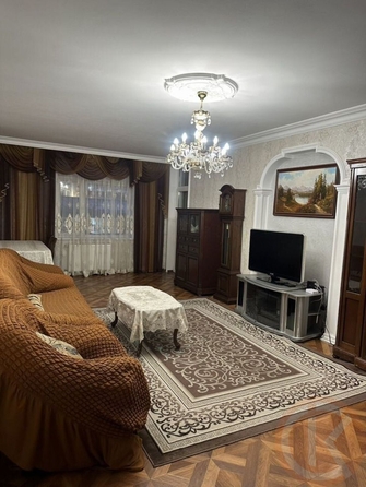 
  Продается 4-комн. квартира 110 м². Фото 1.