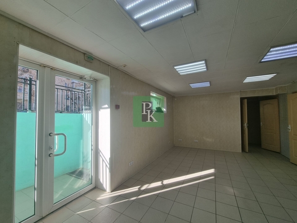 
  Сдается универсальное помещение 43.5 м². Фото 2.
