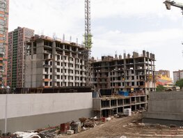 Продается 2-комнатная квартира ЖК Гринсайд, 6.1-6.4, 43.89  м&sup2;, 6300000 рублей