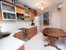Продается 2-комнатная квартира Чекистов пр-кт, 66  м², 10000000 рублей