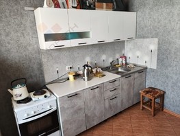 Продается 1-комнатная квартира Шаляпина Ф.И. ул, 37.1  м², 3700000 рублей