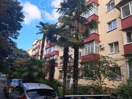 Продается 2-комнатная квартира Конституции СССР ул, 42 м², 17400000 рублей