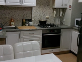 Продается 2-комнатная квартира Дивноморская ул, 46 м², 10700000 рублей