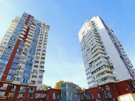Продается 3-комнатная квартира Юных Ленинцев ул, 88 м², 85000000 рублей