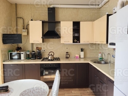 Продается 1-комнатная квартира Санаторная ул, 33 м², 7500000 рублей