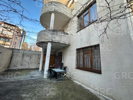 Продается Дом Роз ул, 360 м², участок 3 сот., 300000000 рублей