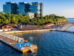Продается 1-комнатная квартира Революции пр-кт, 93  м², 39000000 рублей