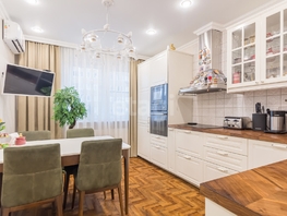 Продается 2-комнатная квартира Домбайская ул, 59.5  м&sup2;, 9300000 рублей