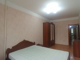 Снять трехкомнатную квартиру 1-я Набережная ул, 81  м², 45000 рублей