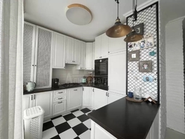 Продается 4-комнатная квартира Юлиуса Фучика ул, 93.5  м&sup2;, 13500000 рублей