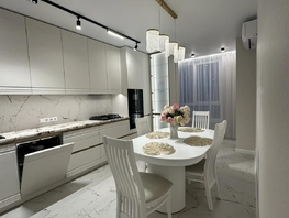 Продается 2-комнатная квартира Андрея Голуба ул, 61  м&sup2;, 10700000 рублей