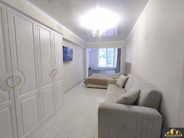 Продается 1-комнатная квартира Декабристов ул, 52 м², 12500000 рублей