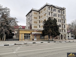 Продается 1-комнатная квартира Победы пр-кт, 52 м², 19600000 рублей