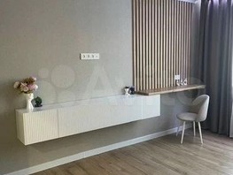Продается 2-комнатная квартира Комарова б-р, 52  м², 7150000 рублей