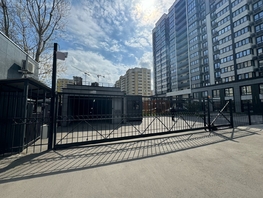 Продается 1-комнатная квартира 339-й Стрелковой Дивизии ул, 41 м², 10000000 рублей
