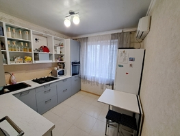 Продается 3-комнатная квартира Туполева ул, 67.7 м², 6700000 рублей