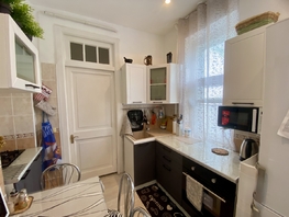 Продается 3-комнатная квартира 25-я линия ул, 60 м², 6500000 рублей