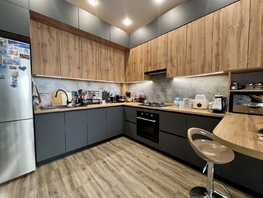 Продается 2-комнатная квартира Строителей ул, 59.5  м², 9900000 рублей